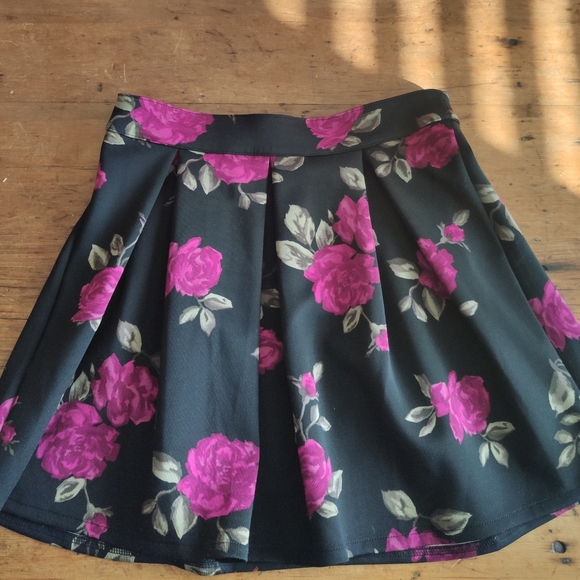 Floral skater skirt - Picture 1 of 1